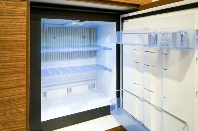 Extend the Lifespan of Your Mini Fridge with Repair Service!